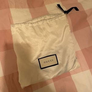 Gucci thin buckle belt